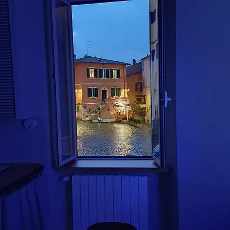 A Casa Di Giuseppe E Tiziana - Frascati Centro Storico 30 Min Di Treno Da Roma Apartment Exterior photo