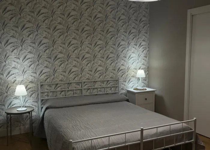 A Casa Di Giuseppe E Tiziana - Frascati Centro Storico 30 Min Di Treno Da Roma